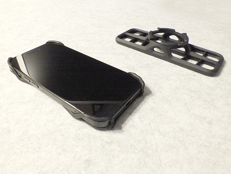 iPhone Bumper mit Adapter – 3D-Druck